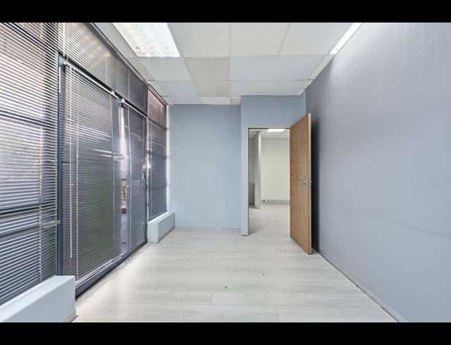 130M² OFFICE FOR SALE IN UMHLANGA RIDGE